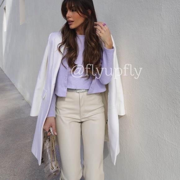 Zara * Faux Leather Cream Pants Slit - Picture 6 of 11